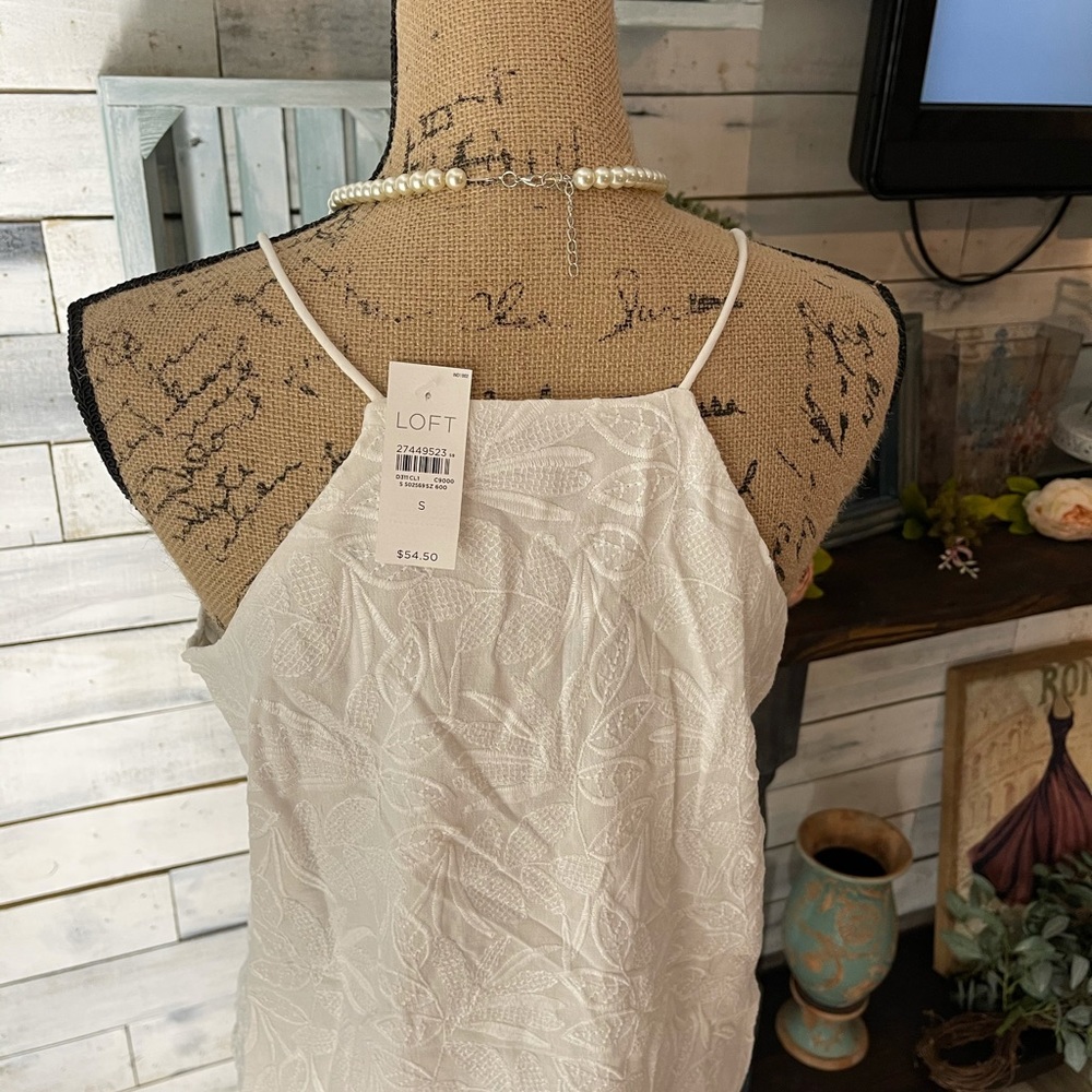 Loft blouse 👚 - Picture 3 of 4